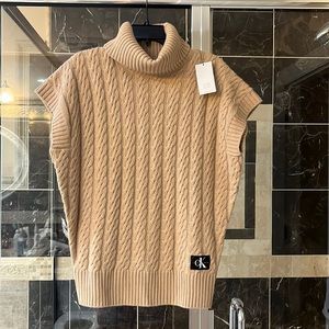 Calvin Klein Jeans tan vest, size XS, NWT.